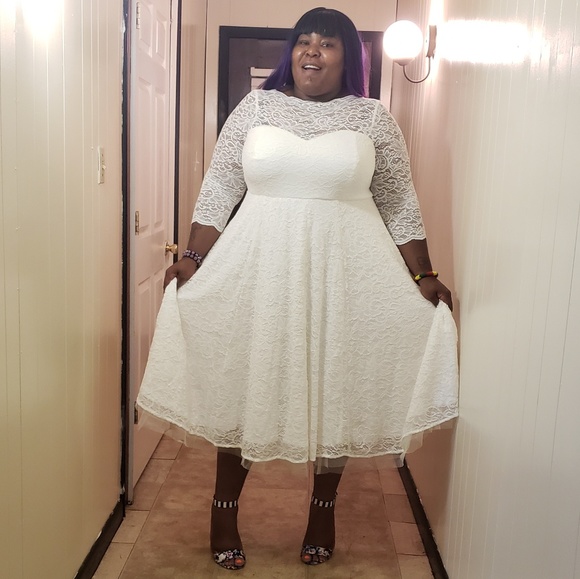 *SOLD* New! 14 Torrid Wedding Lace Dress - Picture 8 of 8